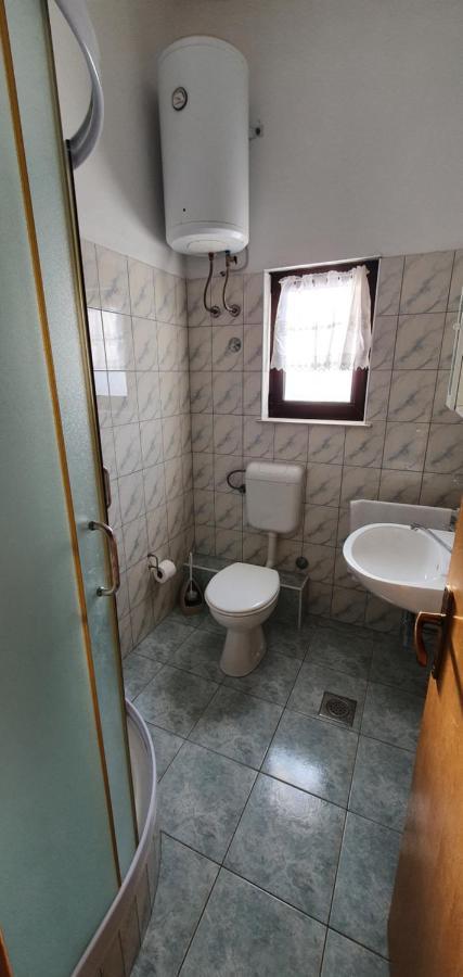 Apartments Duvnjak Omis Exterior photo