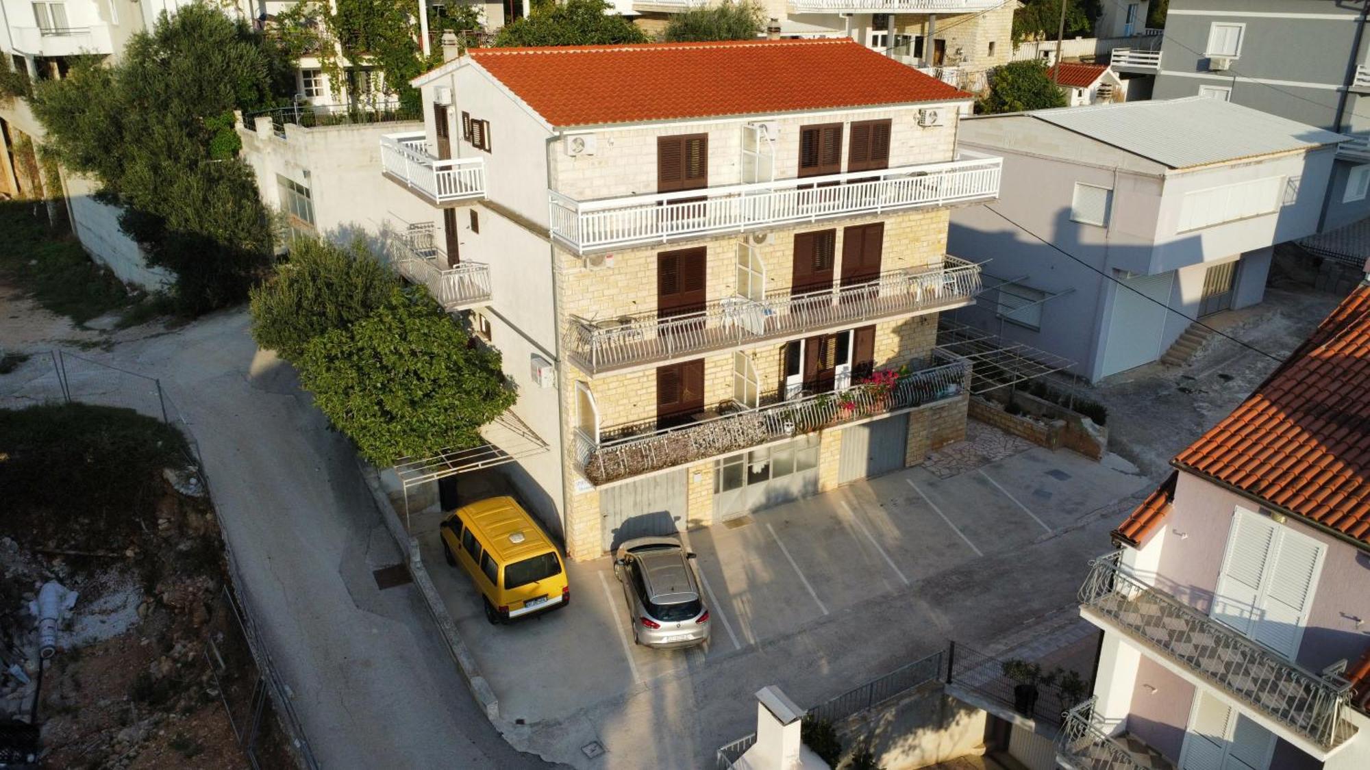 Apartments Duvnjak Omis Exterior photo